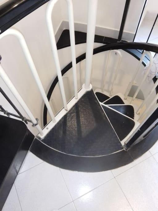 Alma Casa Vacanze Codice Citra 008065 Lt 0282 Ventimiglia Bagian luar foto