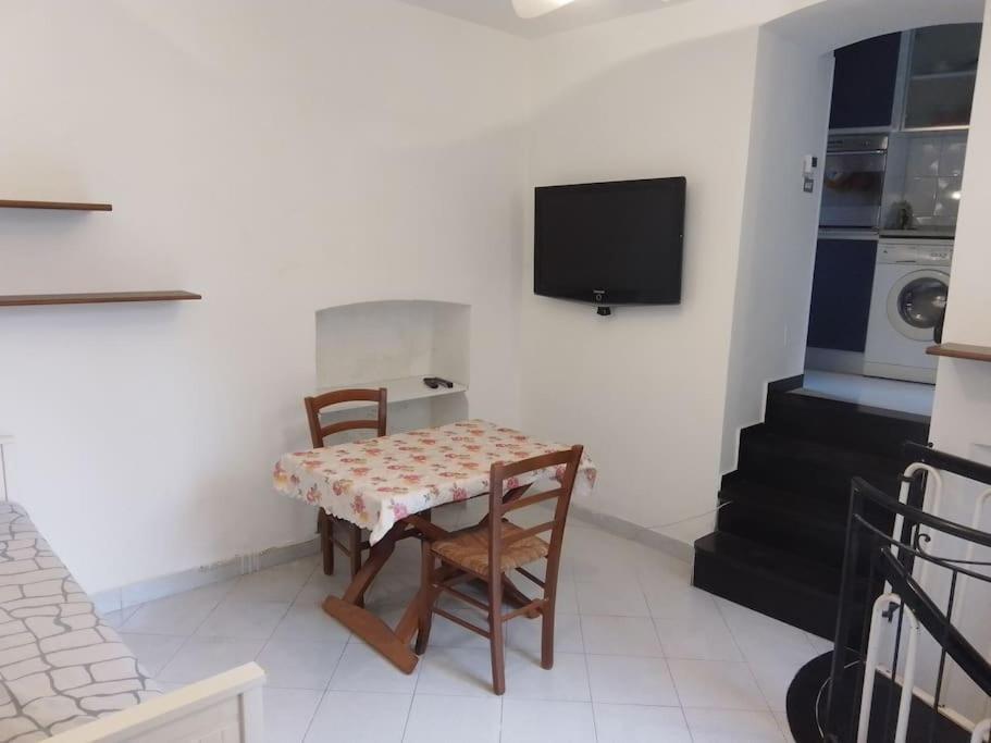 Alma Casa Vacanze Codice Citra 008065 Lt 0282 Ventimiglia Bagian luar foto