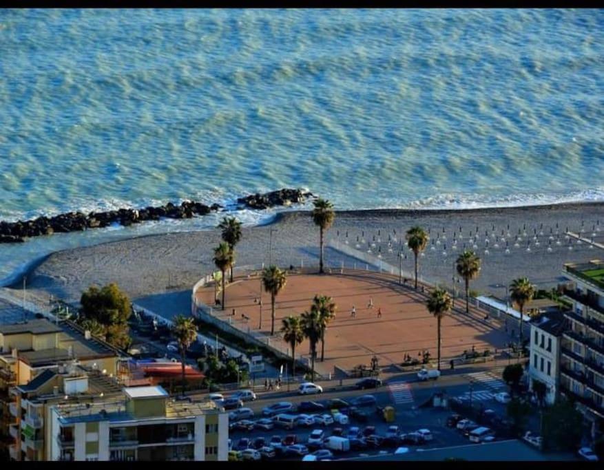 Alma Casa Vacanze Codice Citra 008065 Lt 0282 Ventimiglia Bagian luar foto